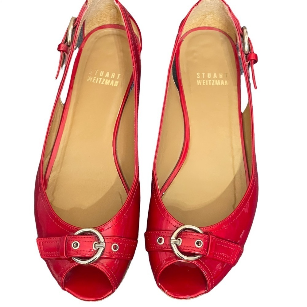 Stuart Weitzman Women SZ 6.M Chitchat Red Patent Leather Peep Toe Flat size 6M